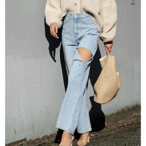 Oak + Fort Straight Jean with Cutout